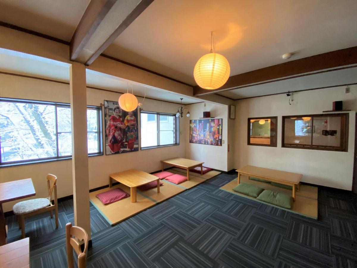 Hakuba Snowdrift Lodge Bagian luar foto